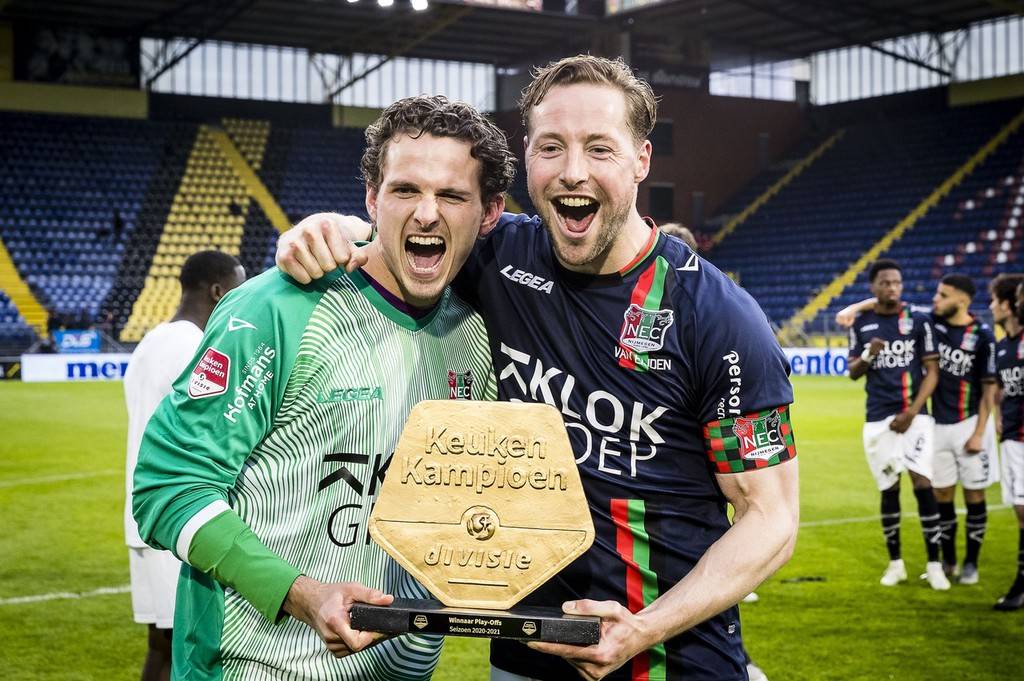 难以招架 难以招架