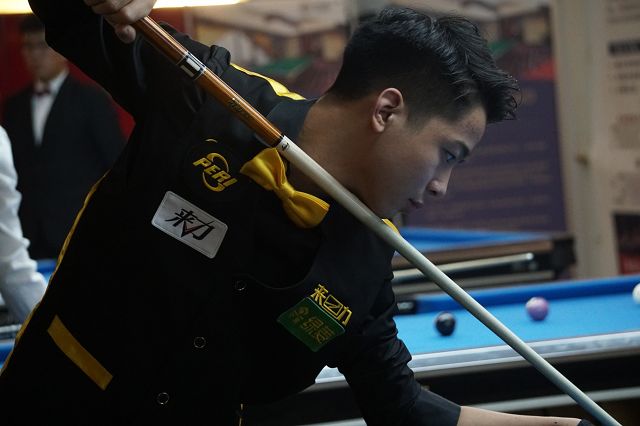 的舞台上 的舞台上