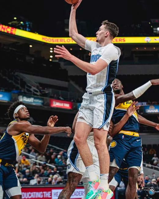 出了卓越的 出了卓越的