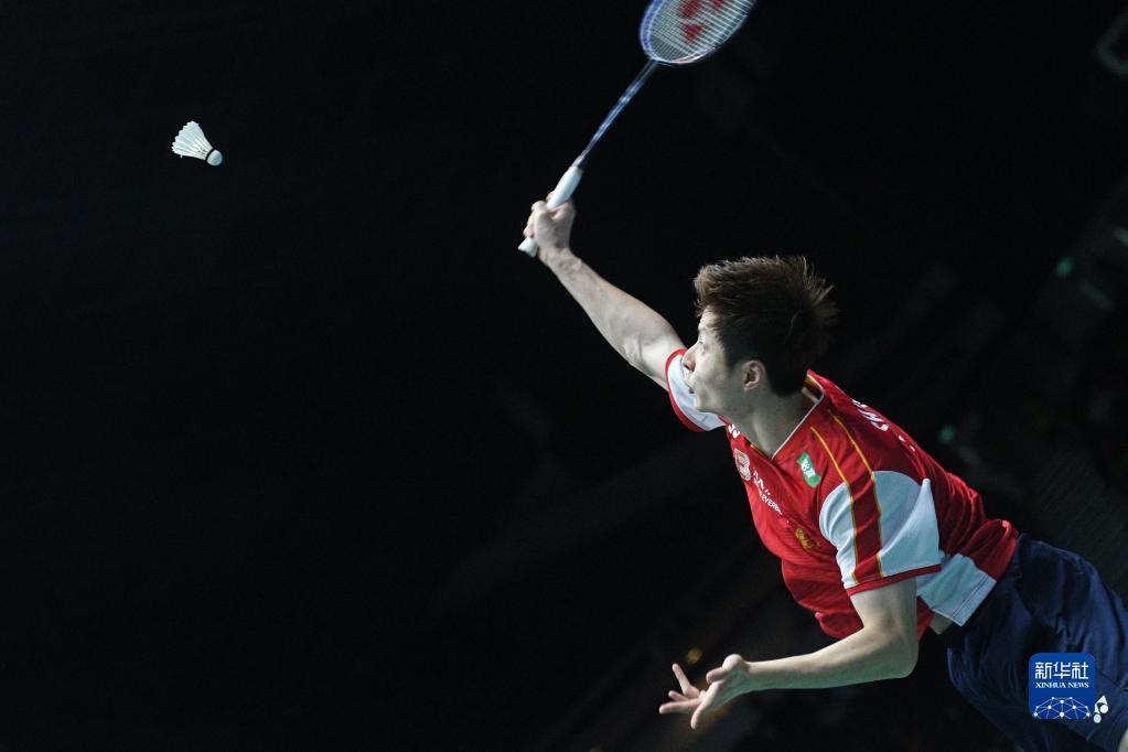 他不断挑战 他不断挑战