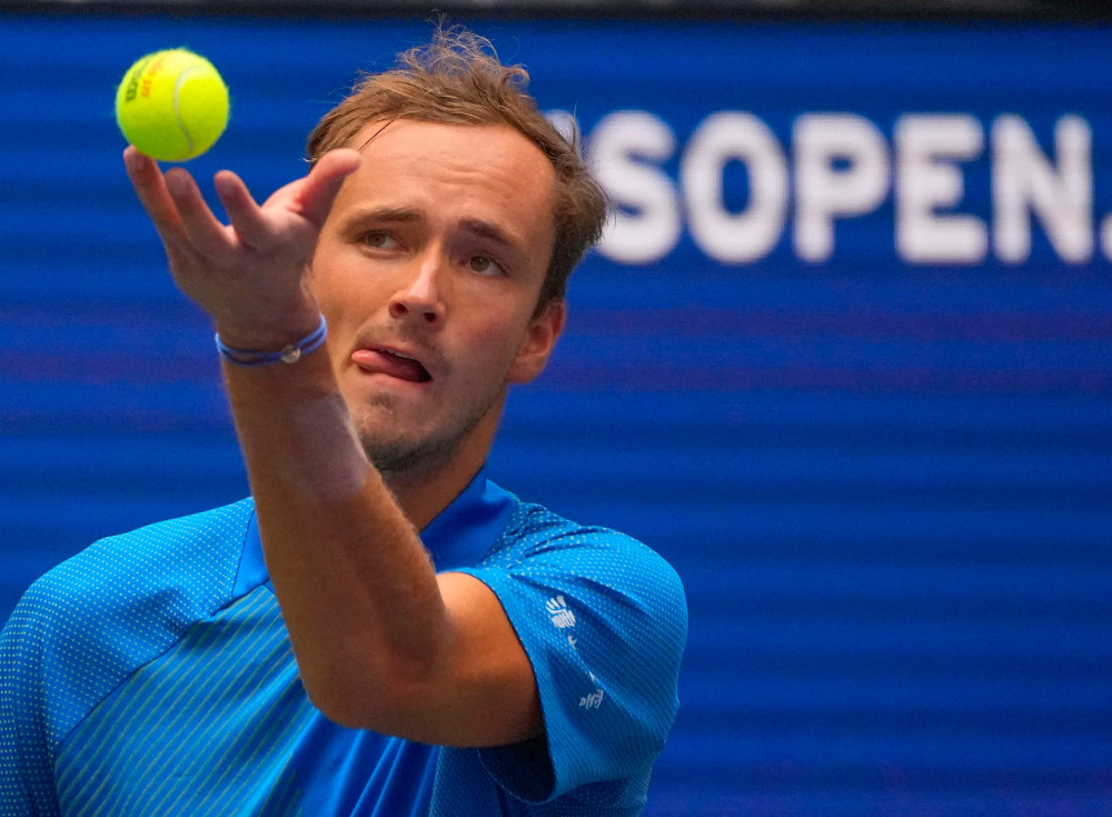 哈登通过严 哈登通过严