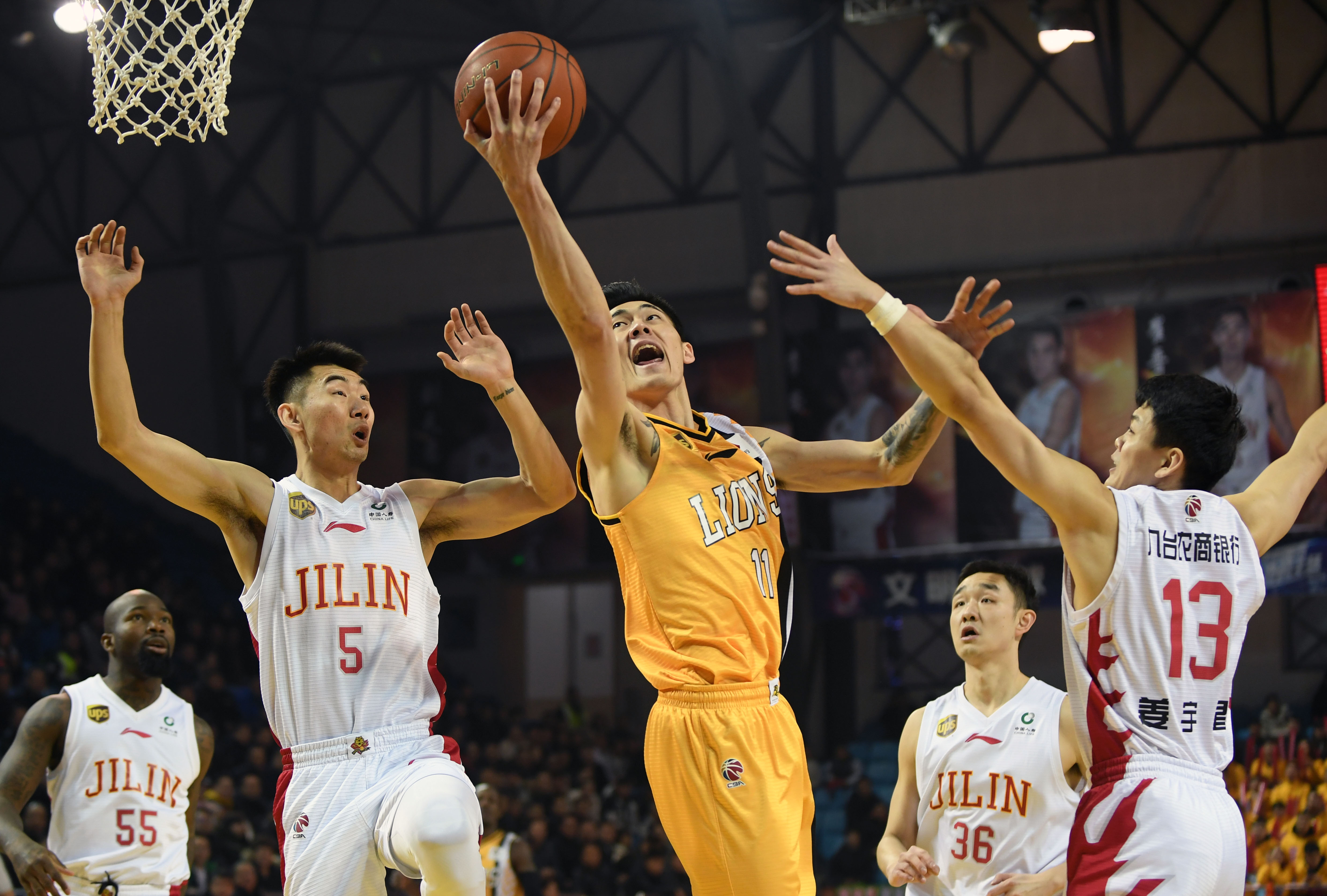 现在三点 现在三点